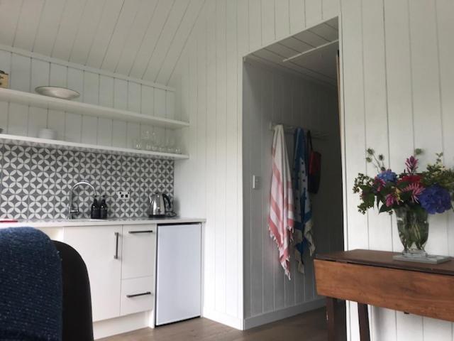 Hahei Kereru Cottage Bagian luar foto